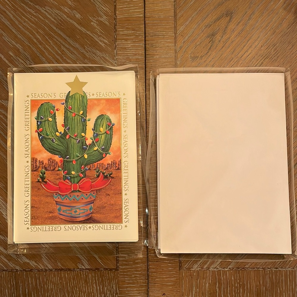 Christmas Cactus Season’s Greetings Holiday Cards - Picture 1 of 4